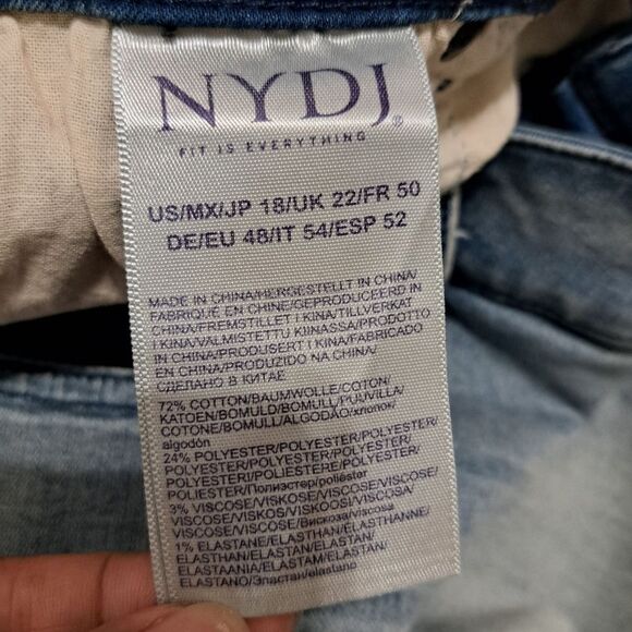 NYDJ Marilyn Straight Woven Side Trim Liftxtuck Technology Light Wash Blue Sz 18 - Picture 5 of 15